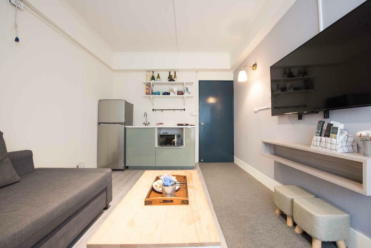 Bird Series Backpacker輕隔間背包客 Appartement Tainan Buitenkant foto