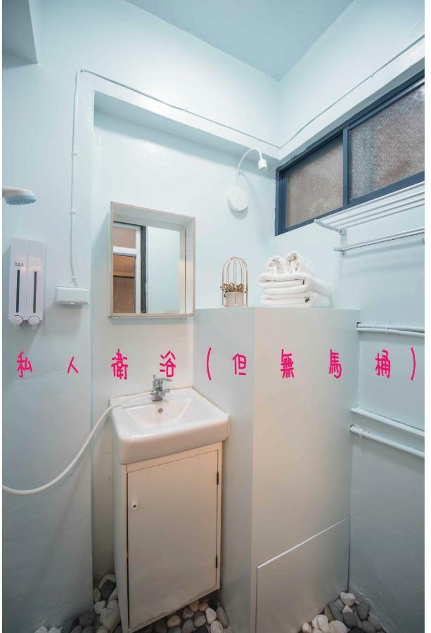 Bird Series Backpacker輕隔間背包客 Appartement Tainan Buitenkant foto